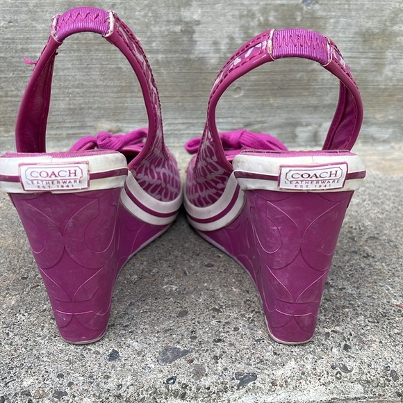 Coach slightly used Platforms - Picture 2 of 4